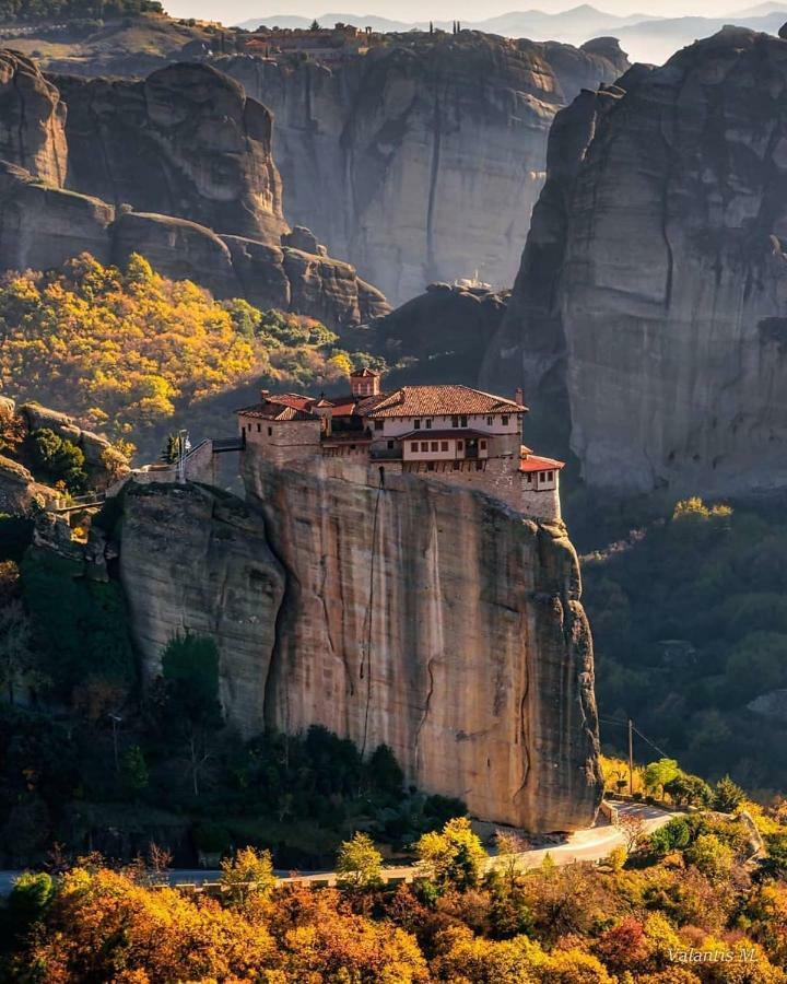 4-Seasons Pool Villa Near Meteora Трикала Екстер'єр фото