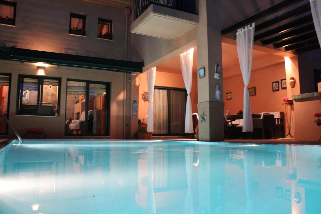 4-Seasons Pool Villa Near Meteora Трикала Екстер'єр фото